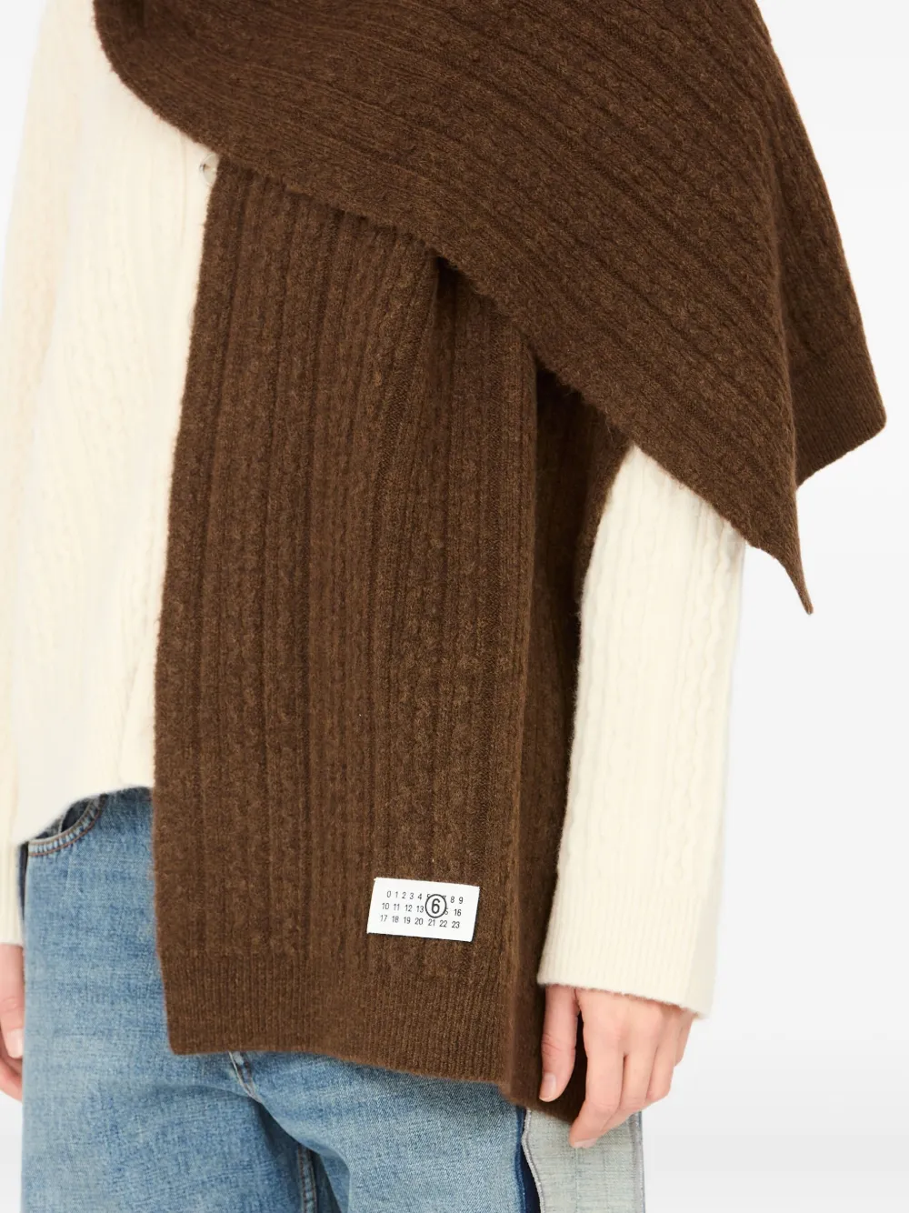 MM6 Maison Margiela Geribbelde sjaal Bruin
