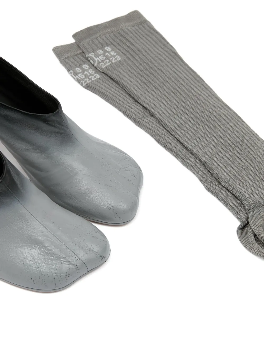 MM6 Maison Margiela leather pumps Grey