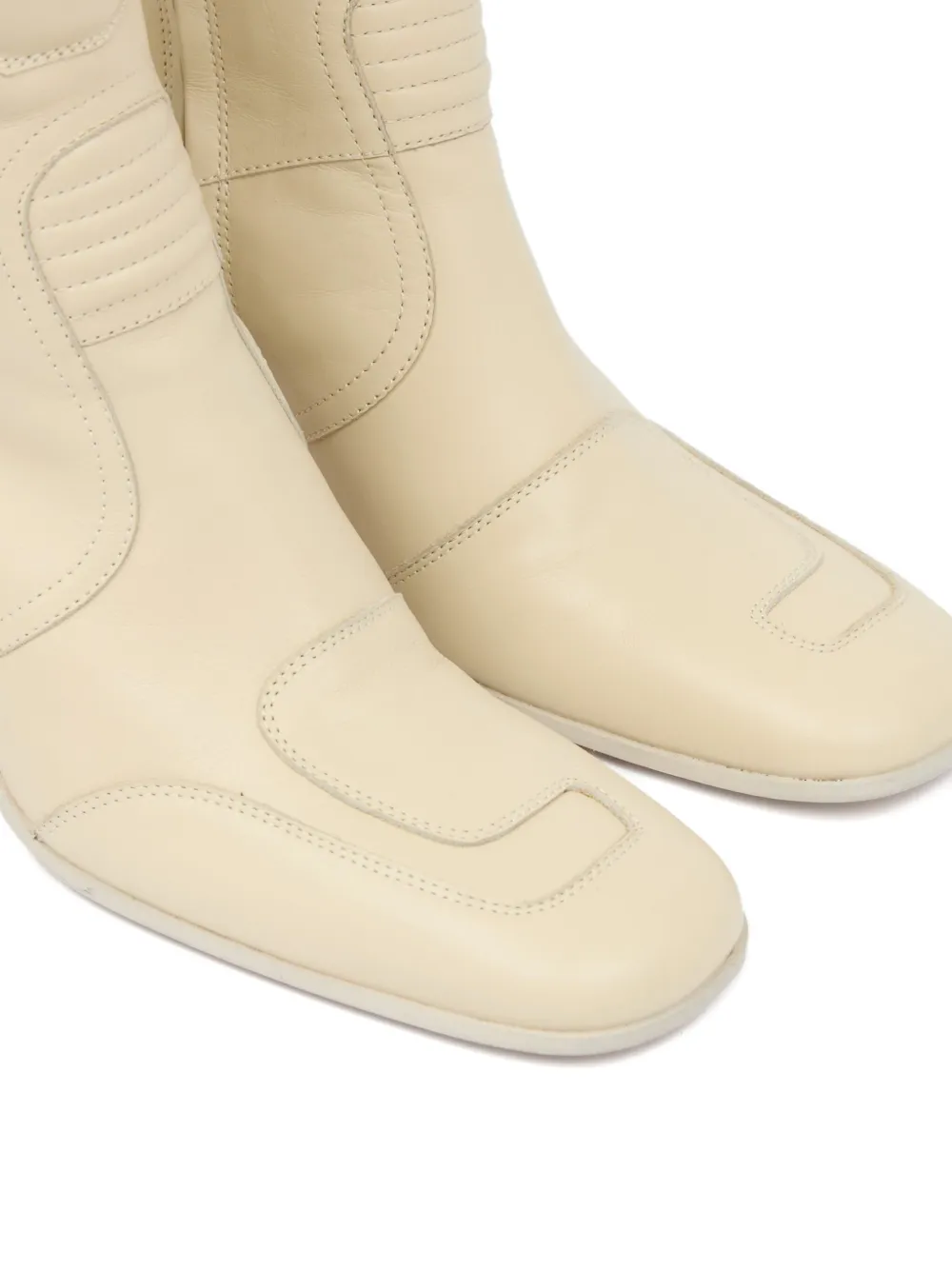 MM6 Maison Margiela 90 mm enkellaarzen met blokhak Beige