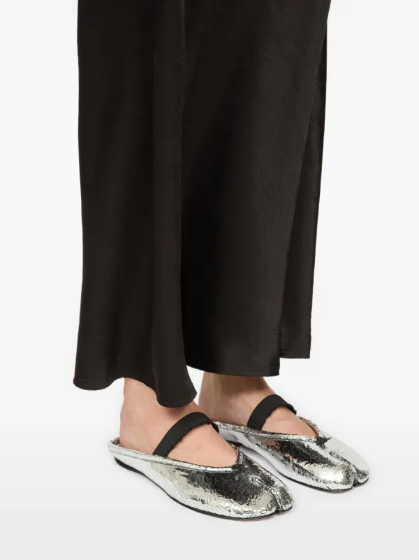 Maison Margiela Tabi Leather slip-on Mules | Silver | FARFETCH
