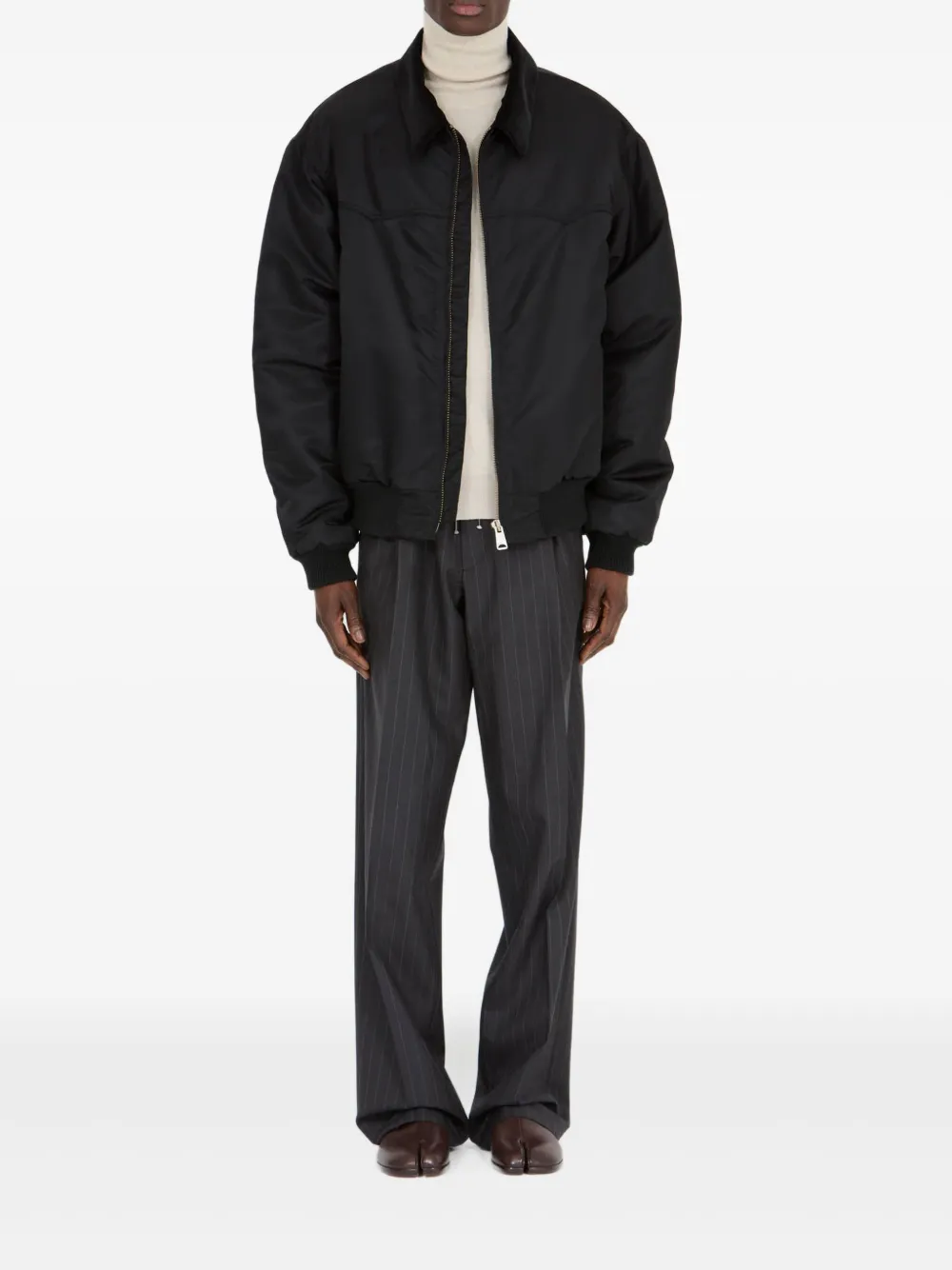 Maison Margiela Jack met uitgesneden kraag en rits Zwart