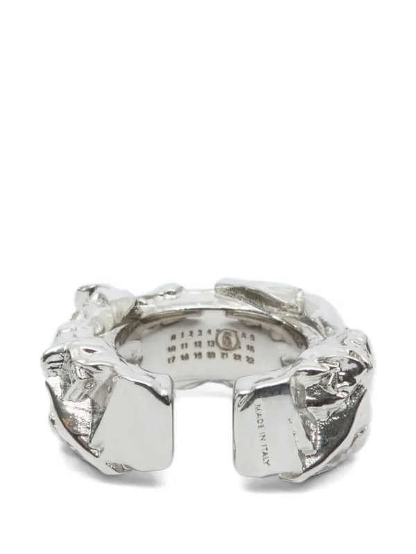 MM6 Maison Margiela Sculpted Ear Cuff | Silver | FARFETCH ID