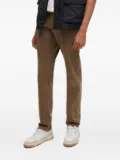 BOSS logo-patch chino trousers - Brown