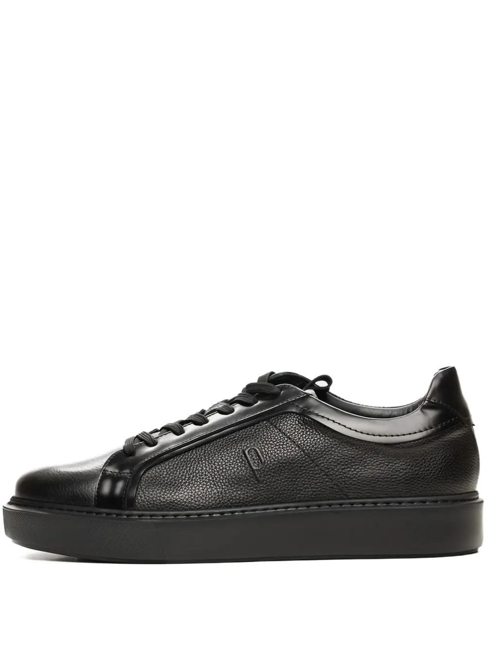 Poche Paris leather sneakers Black