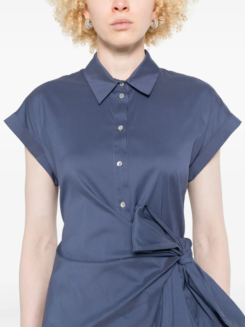 I BLUES BUTTON-COLLAR DRESS