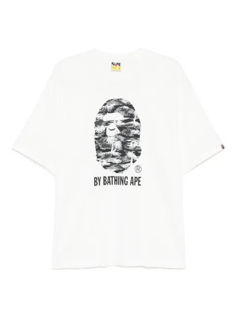 A BATHING APE® logo-printed T-shirt