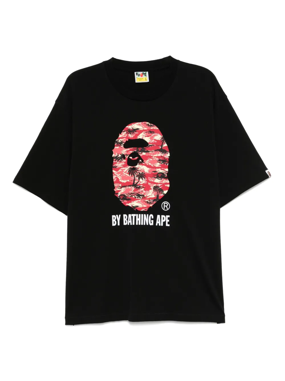 A BATHING APE® logo-printed T-shirt | Black | Image 1