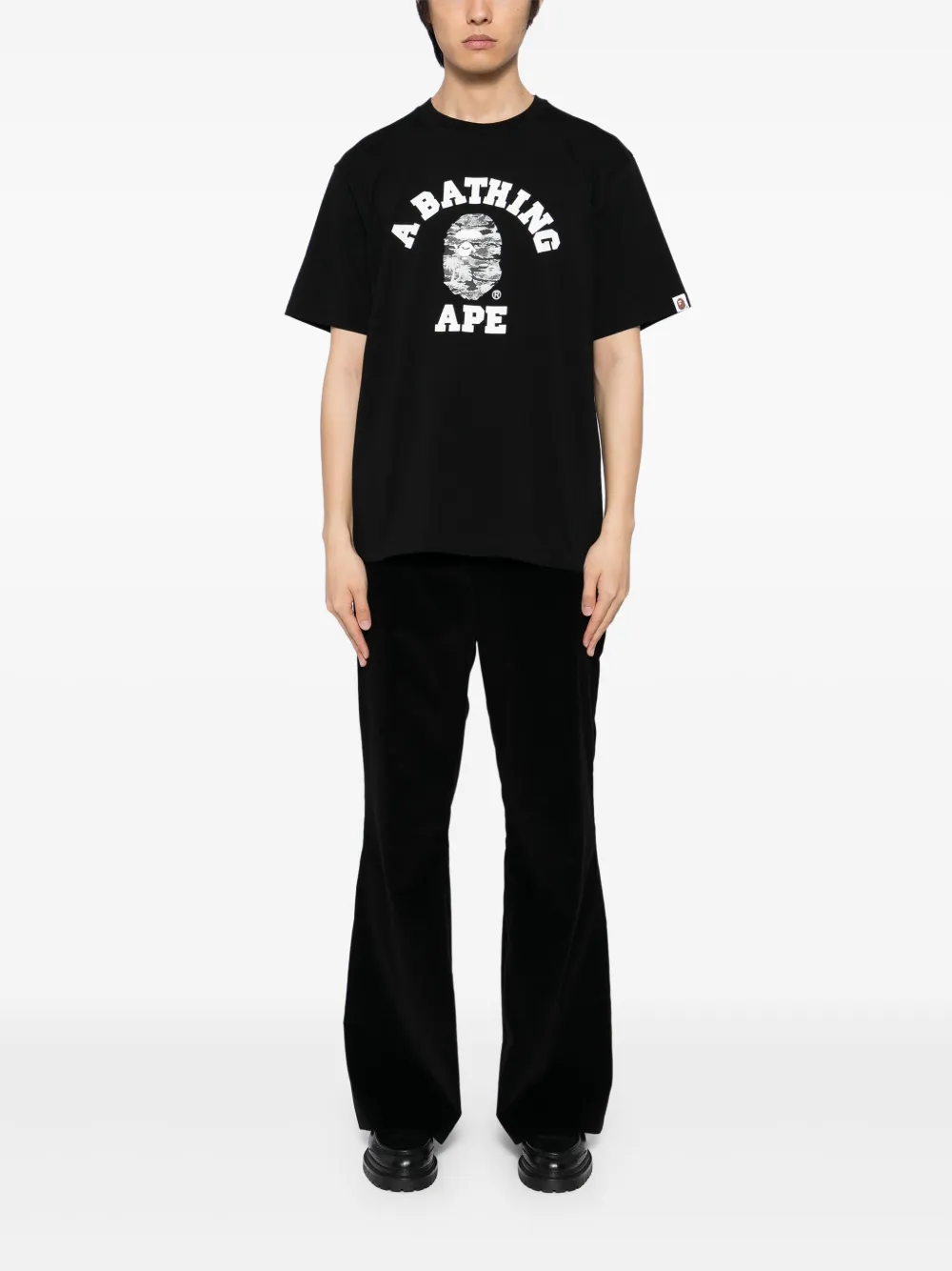 A BATHING APE logo-printed T-shirt - Zwart