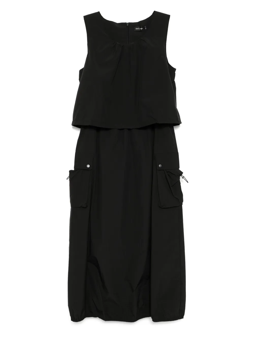 sleeveless dress