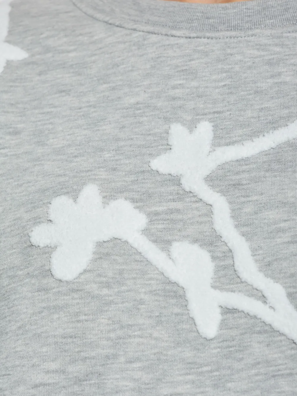 MUNTHE Sweater met bloemapplicatie Grijs