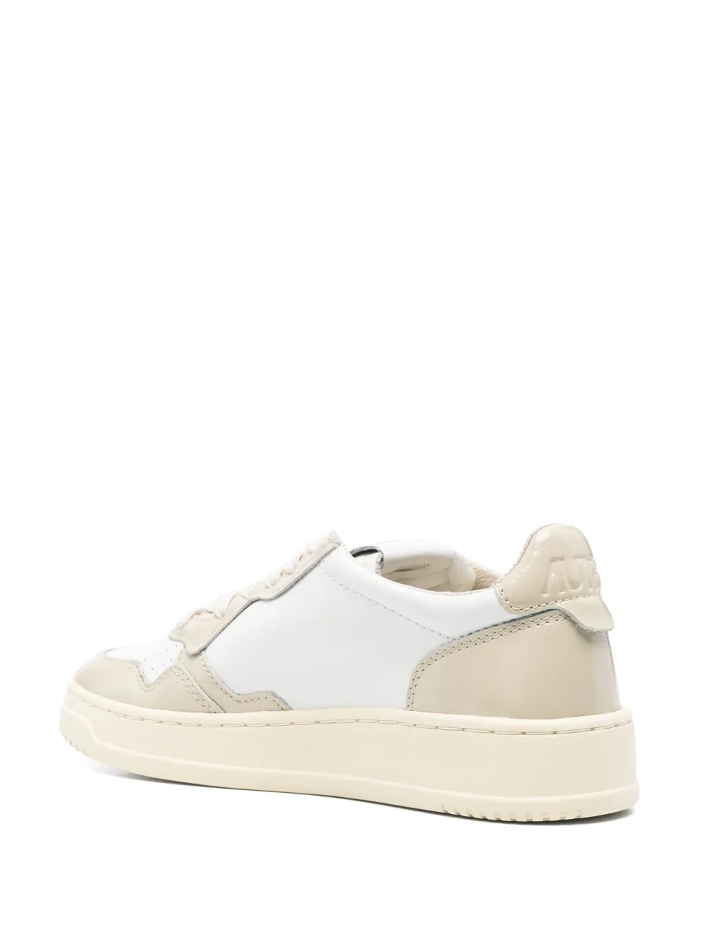 Autry Medalist low sneakers White