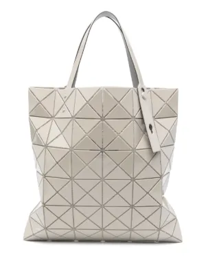 BaoBao 三宅一生 BAO BAO ISSEY MIYAKE – isseymiyake.com