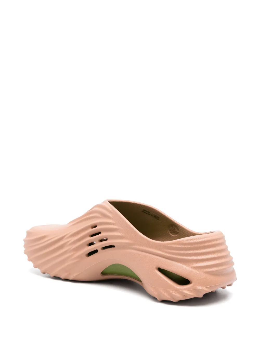 Crocs Echo Wave slides Brown