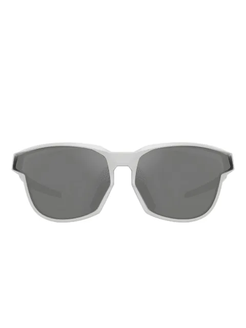 Oakley lentes de sol con armazón redonda