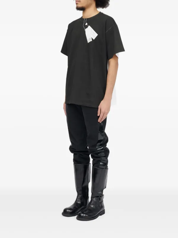 MM6 Maison Margiela tag-print T-shirt | Black | FARFETCH