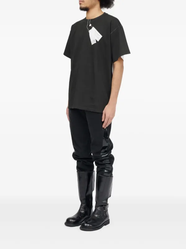 MM6 Maison Margiela tag-print T-shirt | Black | FARFETCH