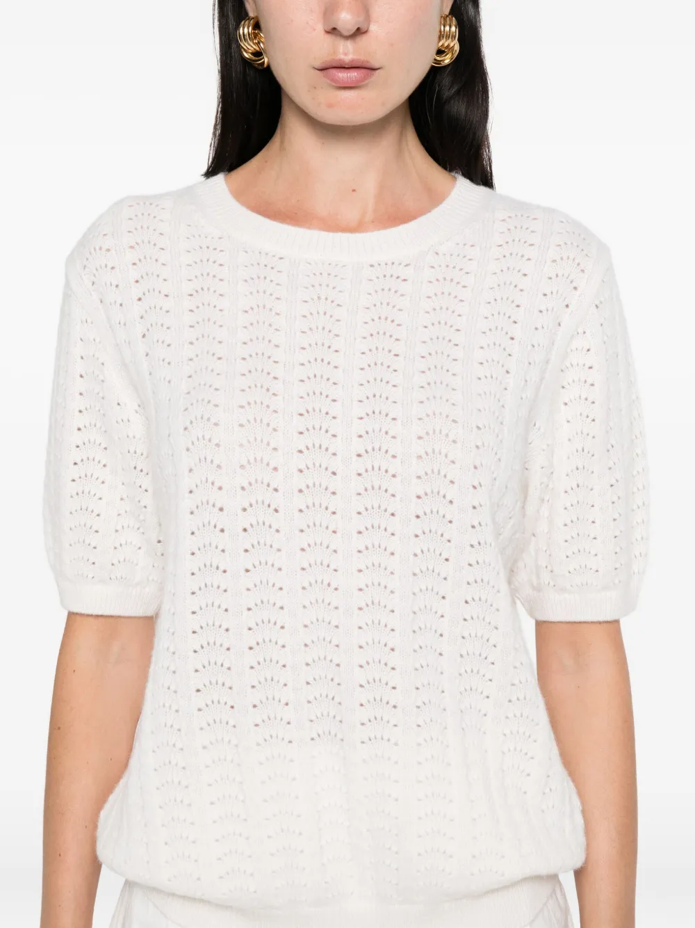 Lisa Yang Top met V-hals Beige
