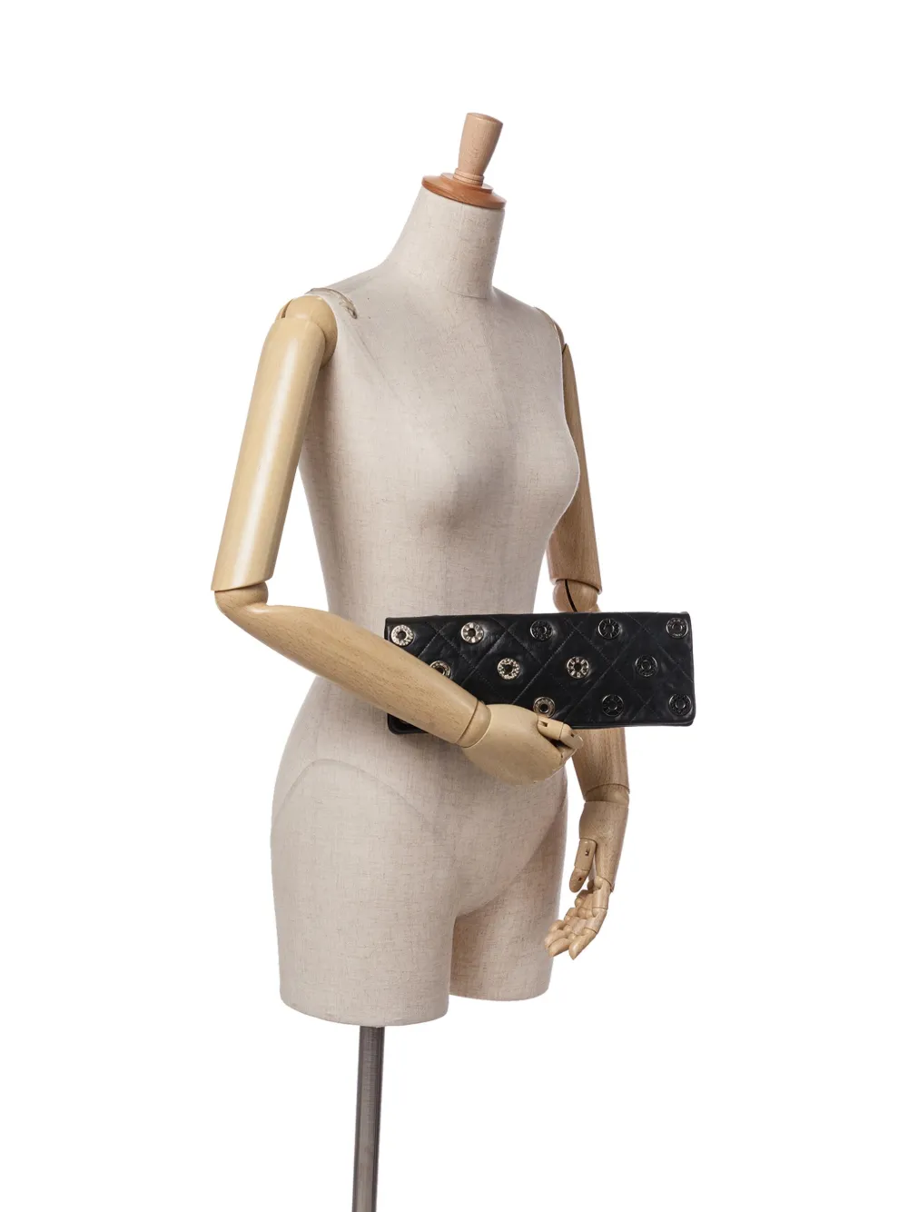 CHANEL Pre-Owned 2006-2008 Quilted Calfskin Star Attitude Grommet Fold Over clutch bag | Pre-Owned | Image 2