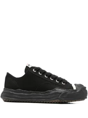 Maison MIHARA YASUHIRO Peterson23 low-top Sneakers | Black | FARFETCH