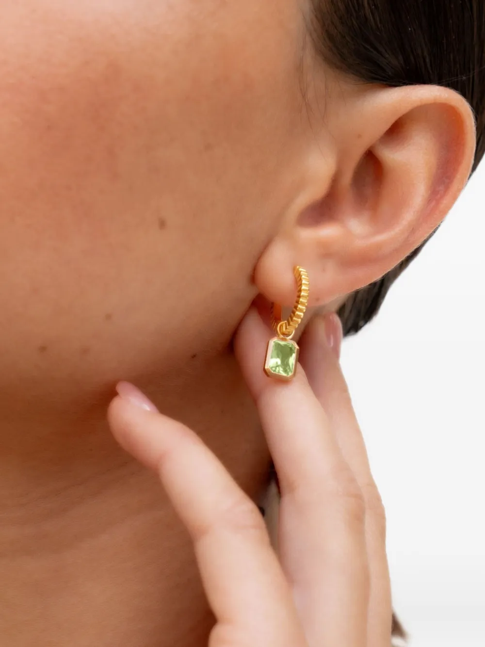 DOWER AND HALL Humbug Peridot oorbellen - Goud