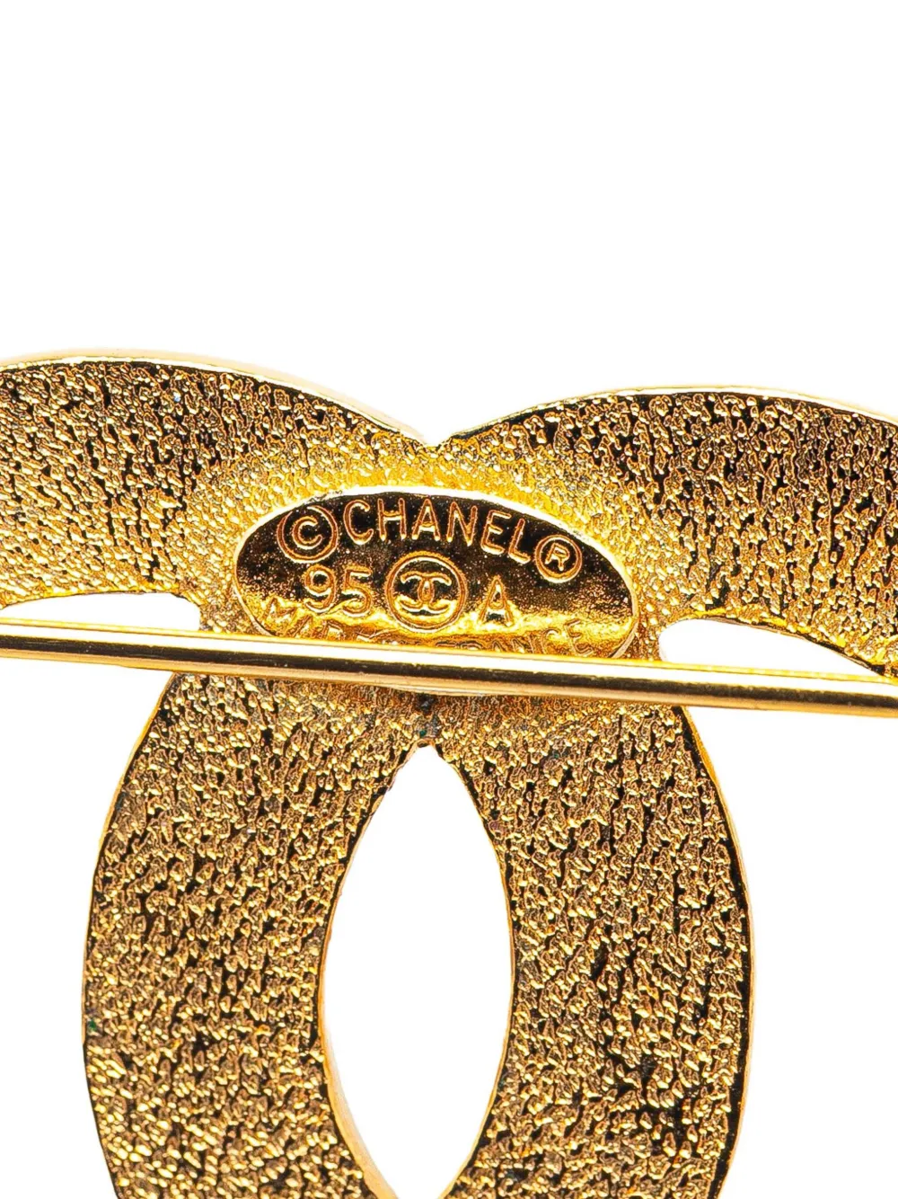Pre-owned Chanel 1995 Gold Plated Cc Medallion Brooch Costume Brooch