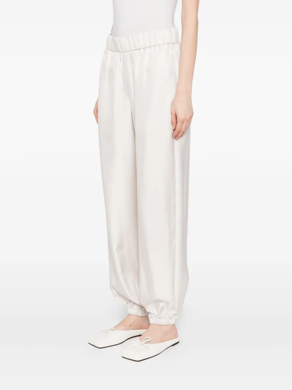 Lisa Yang Zijden broek Beige