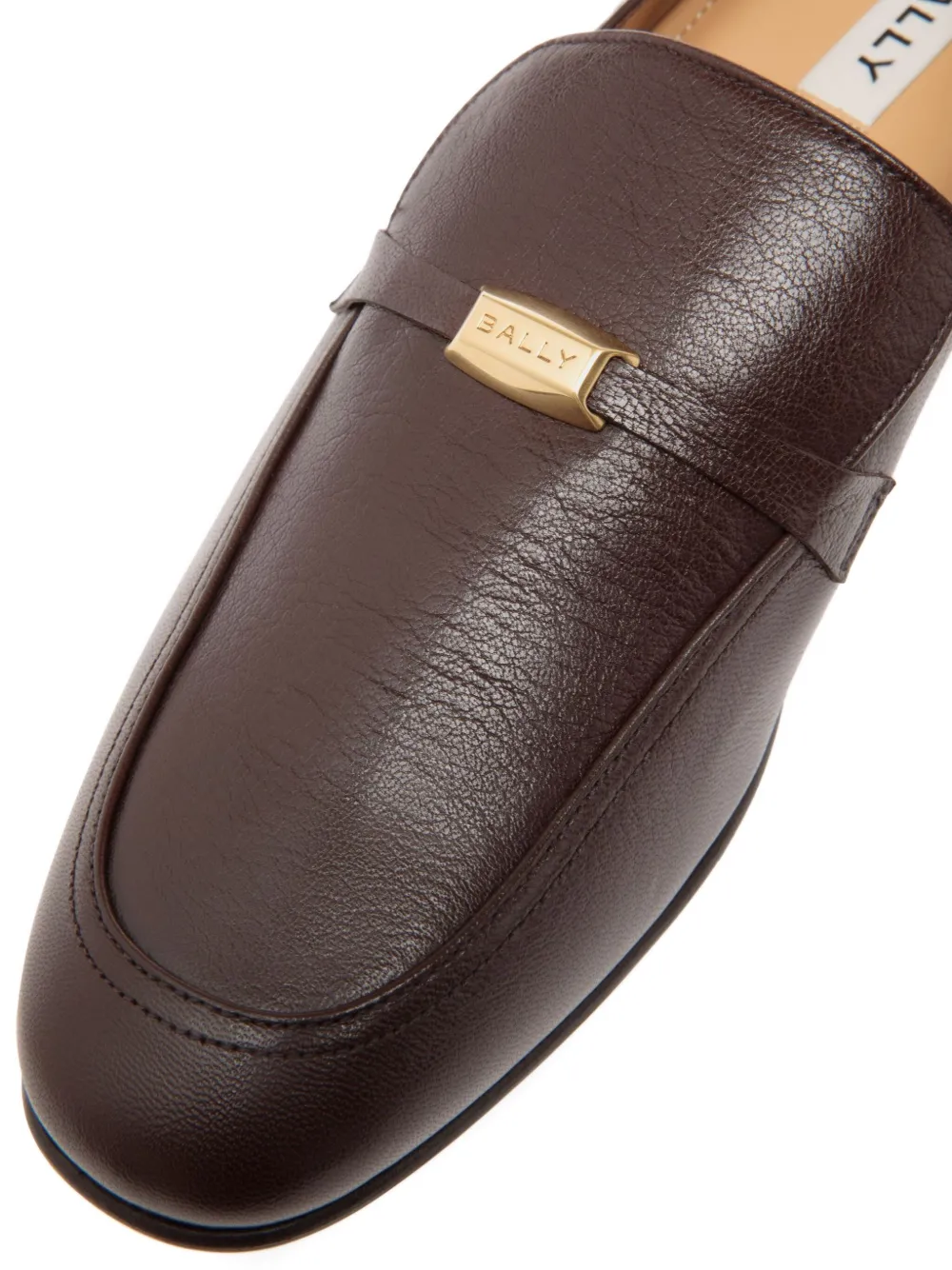Bally logo-plaque loafers Brown