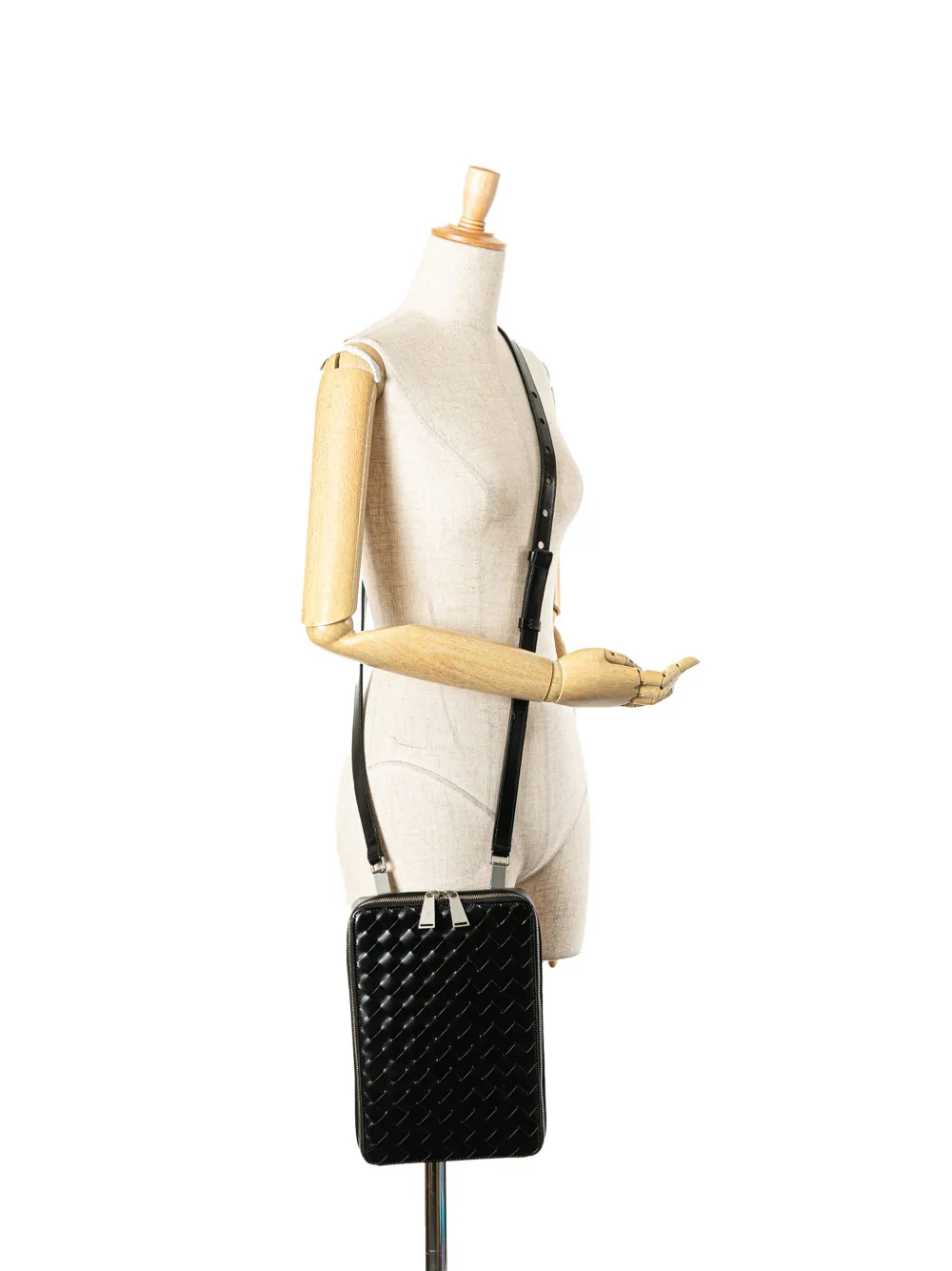 Bottega Veneta Pre-Owned 2012-2024 Nappa Intrecciato Zip Around crossbody bag | Pre-Owned | Image 2