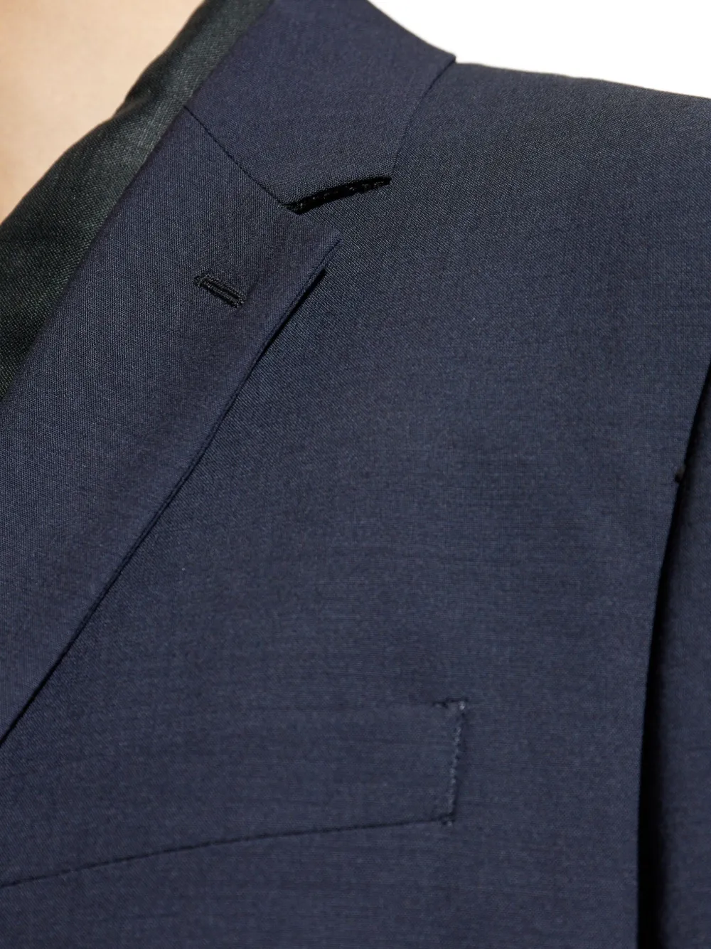 single-breasted blazer