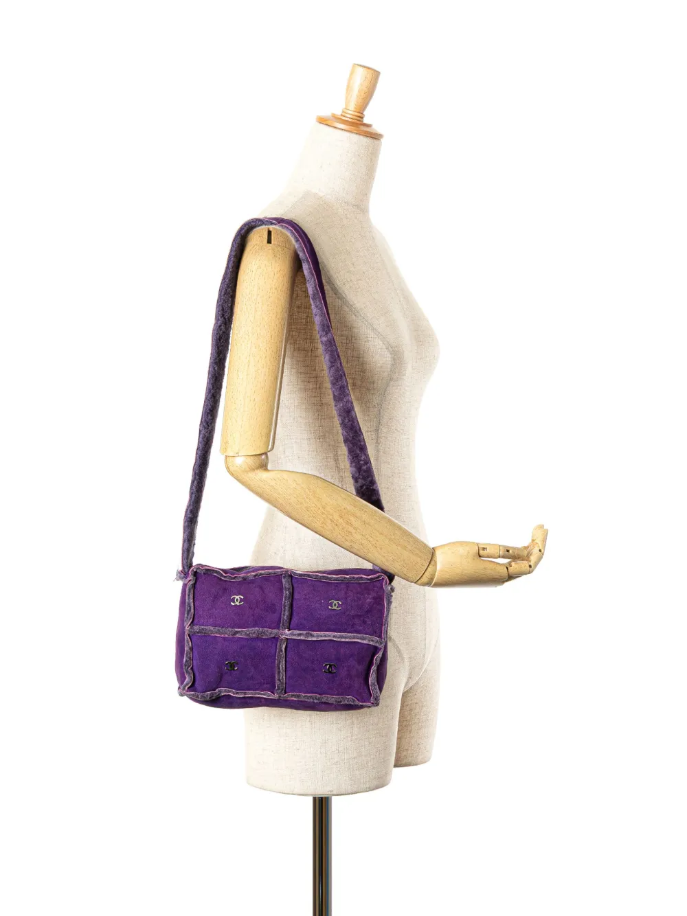 CHANEL Pre-Owned 2000-2002 CC Shearling Suede shoulder bag | Pre-Owned | Image 2