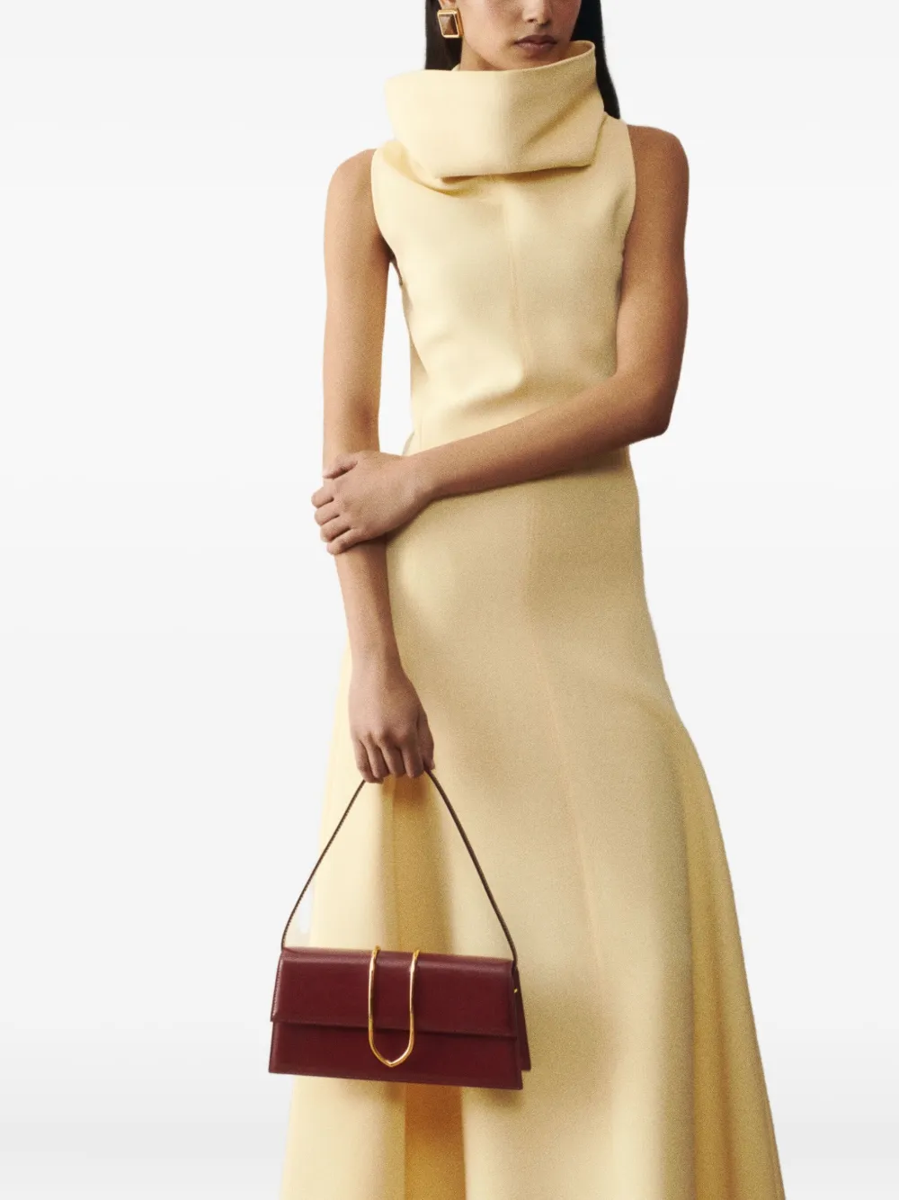 Jacquemus Le Bambino Shoulder Bag In Burgundy