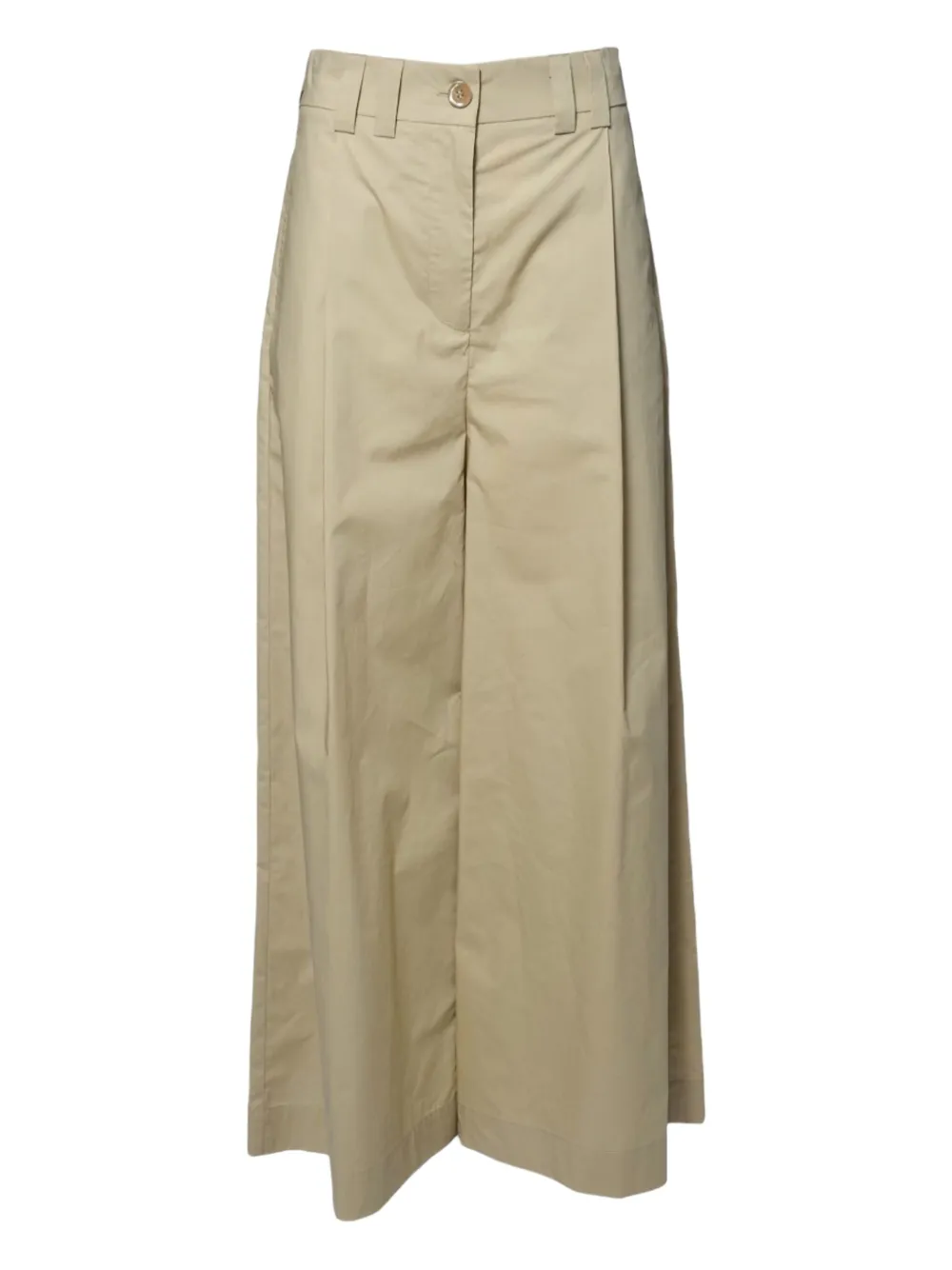pleated trousers
