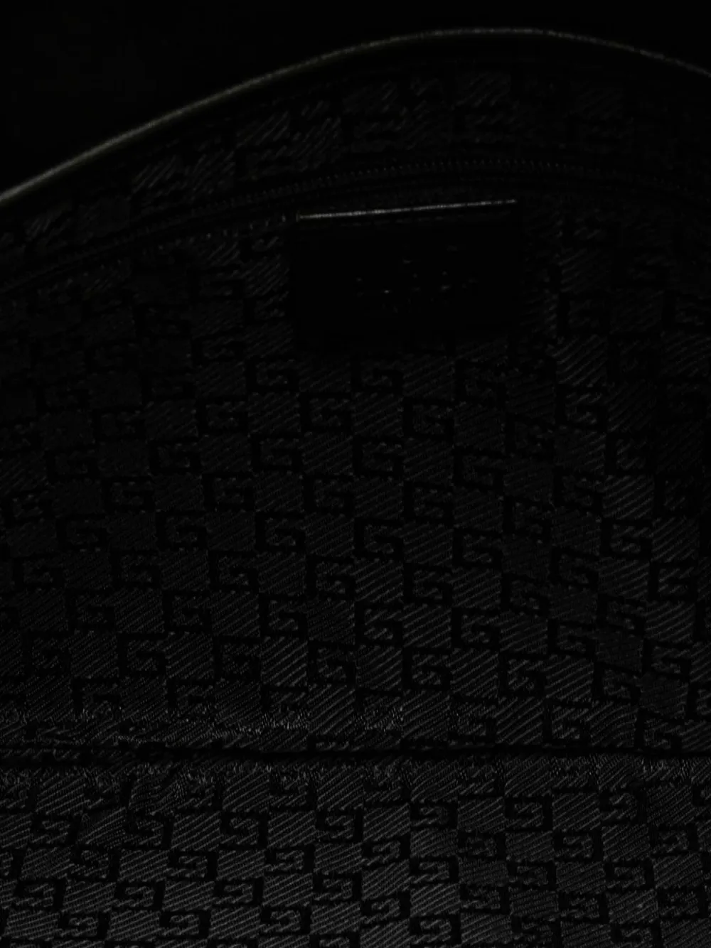 Pre-owned Gucci 2000-2015 Suede Tiger Head Shoulder Bag In Black