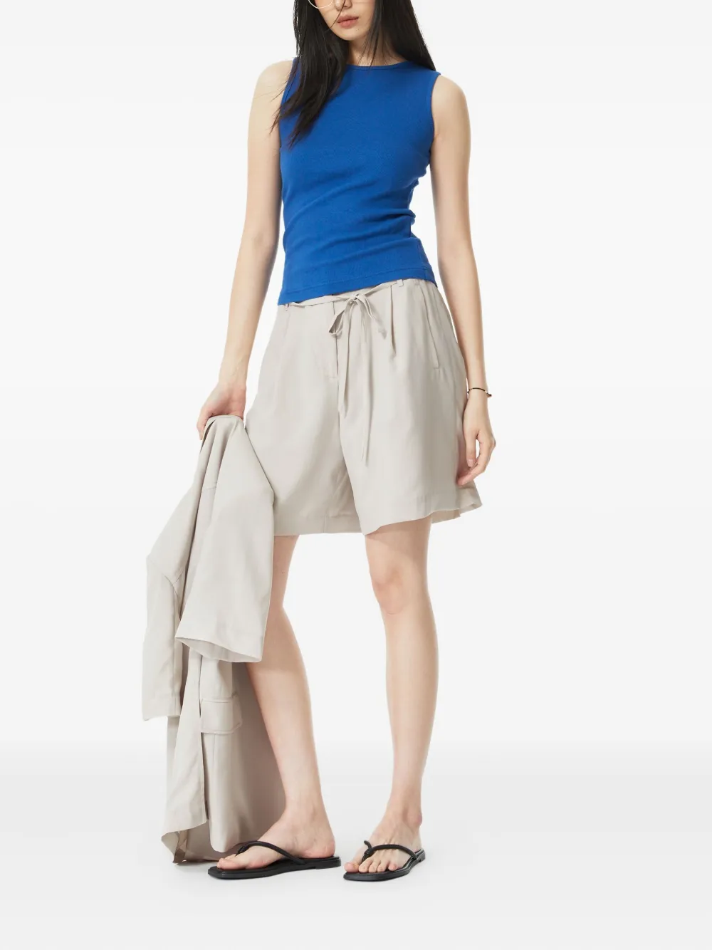 STUDIO TOMBOY Geplooide shorts met gestrikte taille Beige