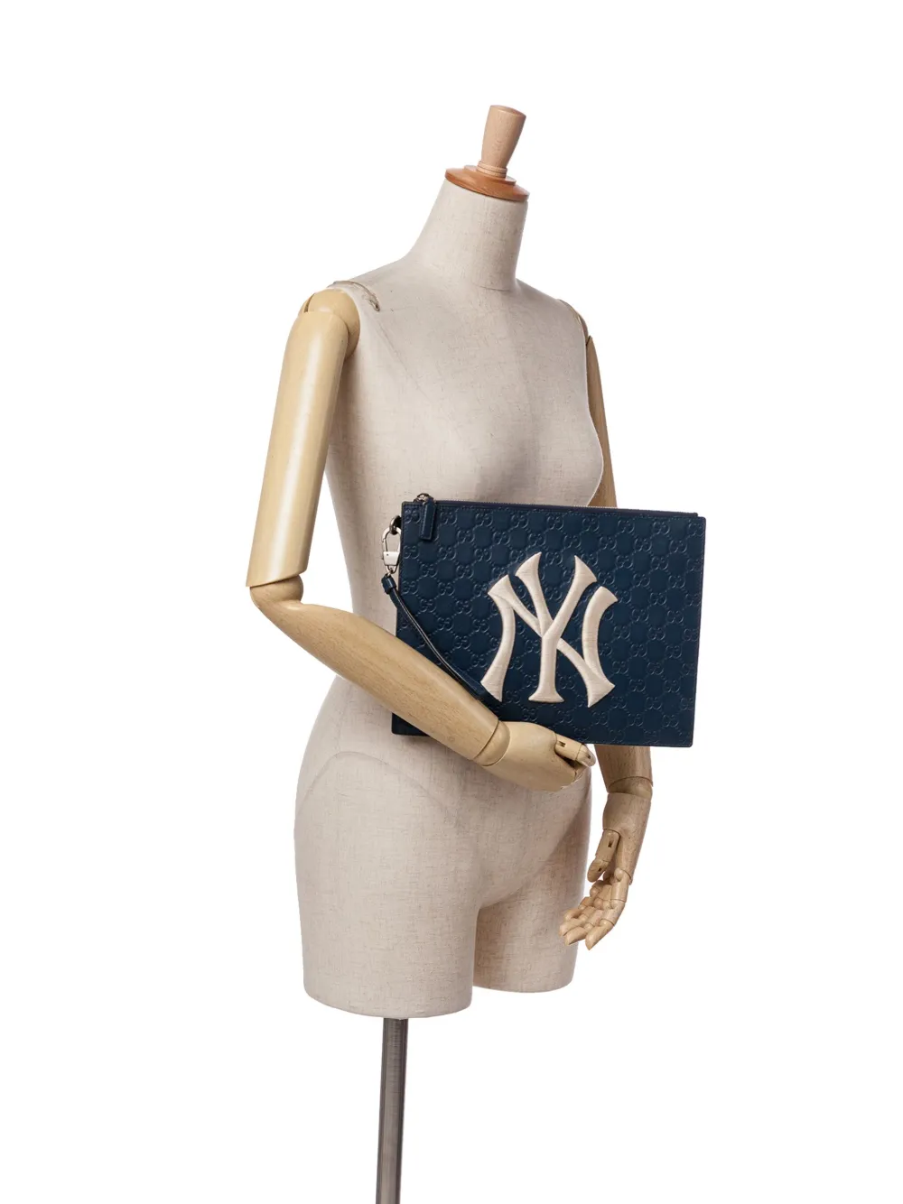 Gucci Pre-Owned 2000-2015 Guccissima NY Yankees Zip clutch bag | Pre-Owned | Image 2