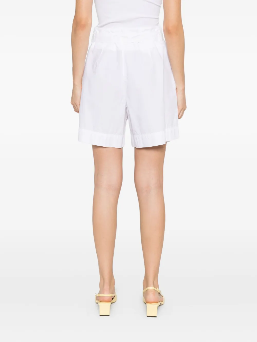 Marc O'Polo belted pleated shorts Wit