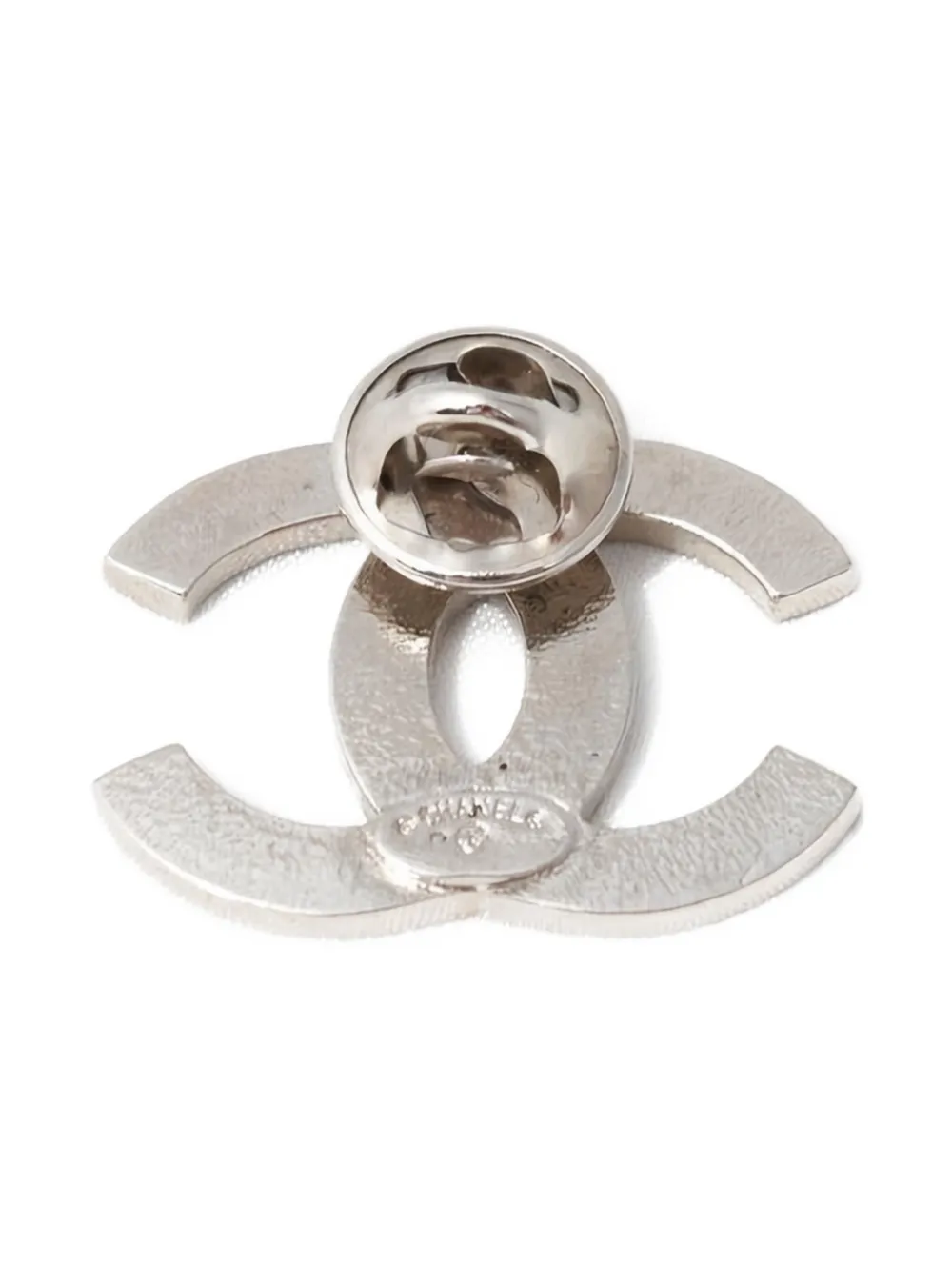 CHANEL Pre-Owned 2010 interlocking CC logo brooch | Image 2