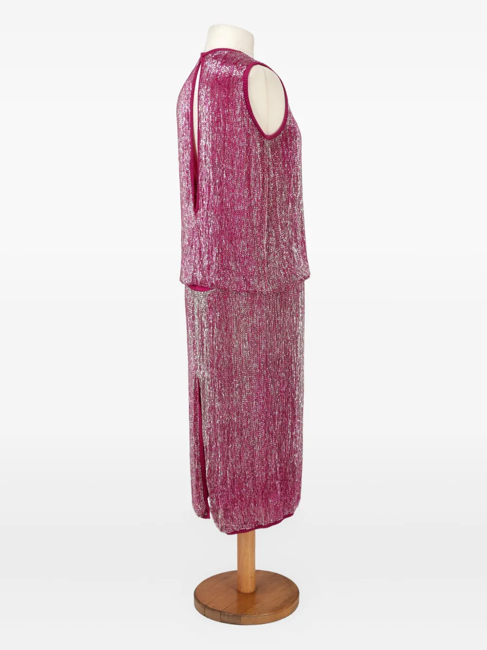 Pre-owned Gianfranco Ferre Beaded Suit In Pink