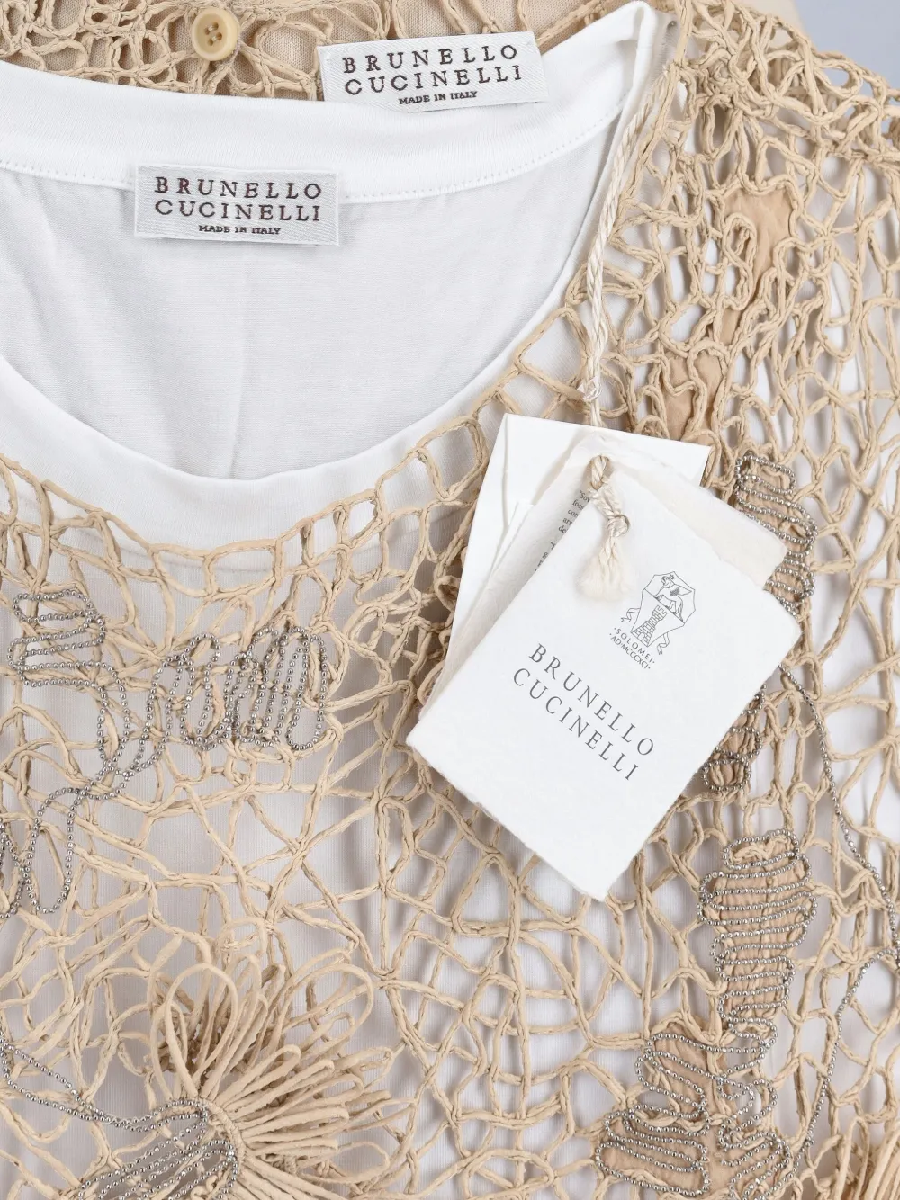 Pre-owned Brunello Cucinelli Vintage Floral-embroidered T-shirt In Neutral