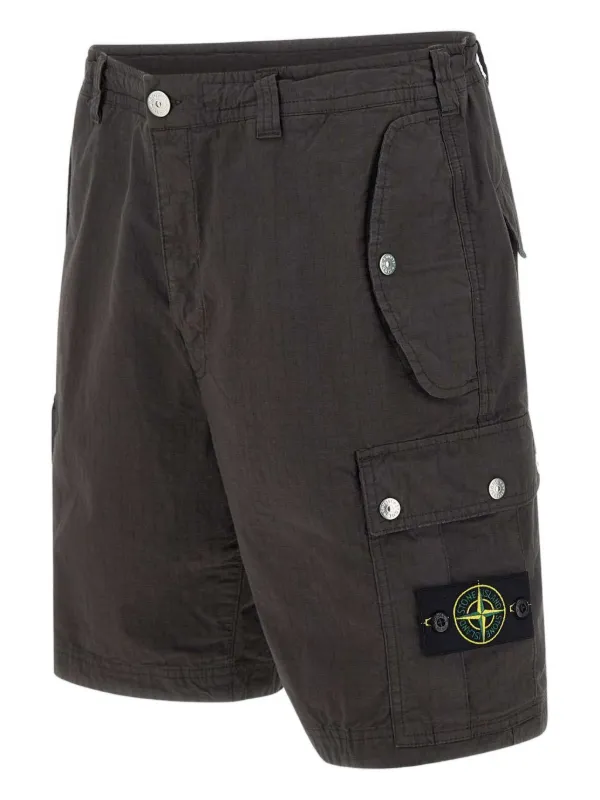 パンツ STONE  20SS Cargo Shorts-Blk/28 Stone Island Logo Patch Cargo Shorts | Black | FARFETCH