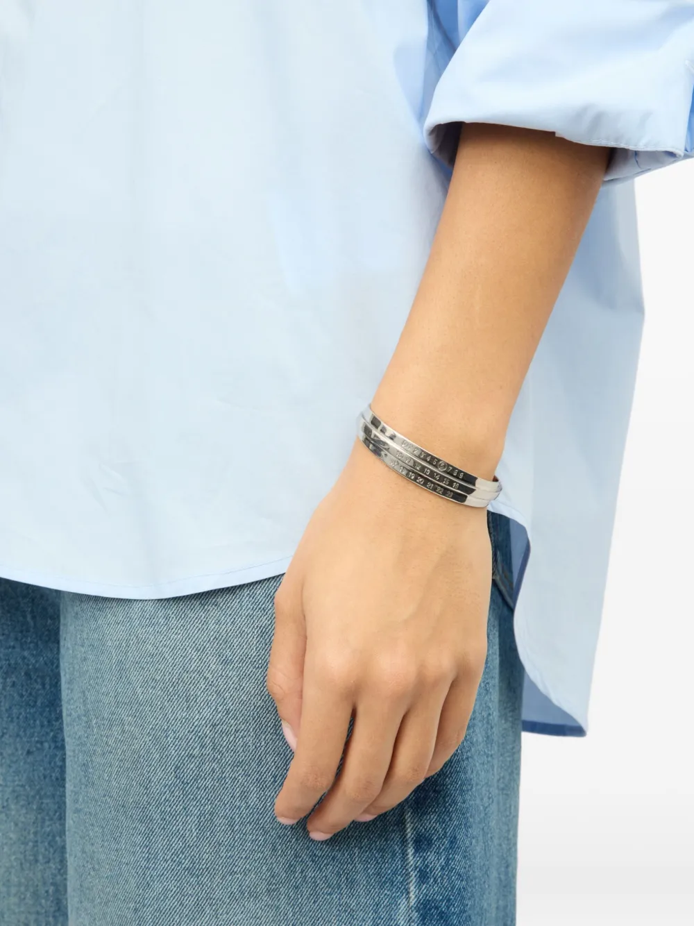 MM6 Maison Margiela Bracciale rigido con grafica numerica - Argento