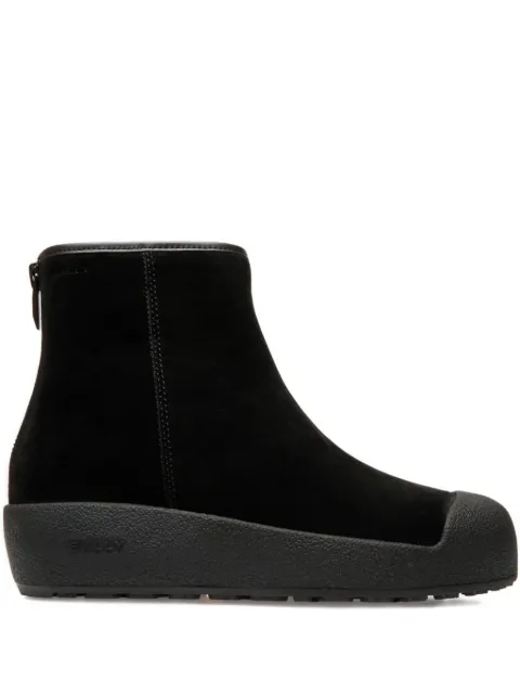 Bally Curling suede boots