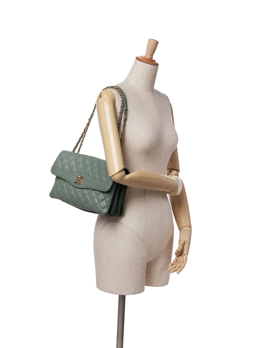 CHANEL Pre-Owned 2018 Large Quilted Lambskin Daily Companion Flap shoulder bag | Pre-Owned | Image 2