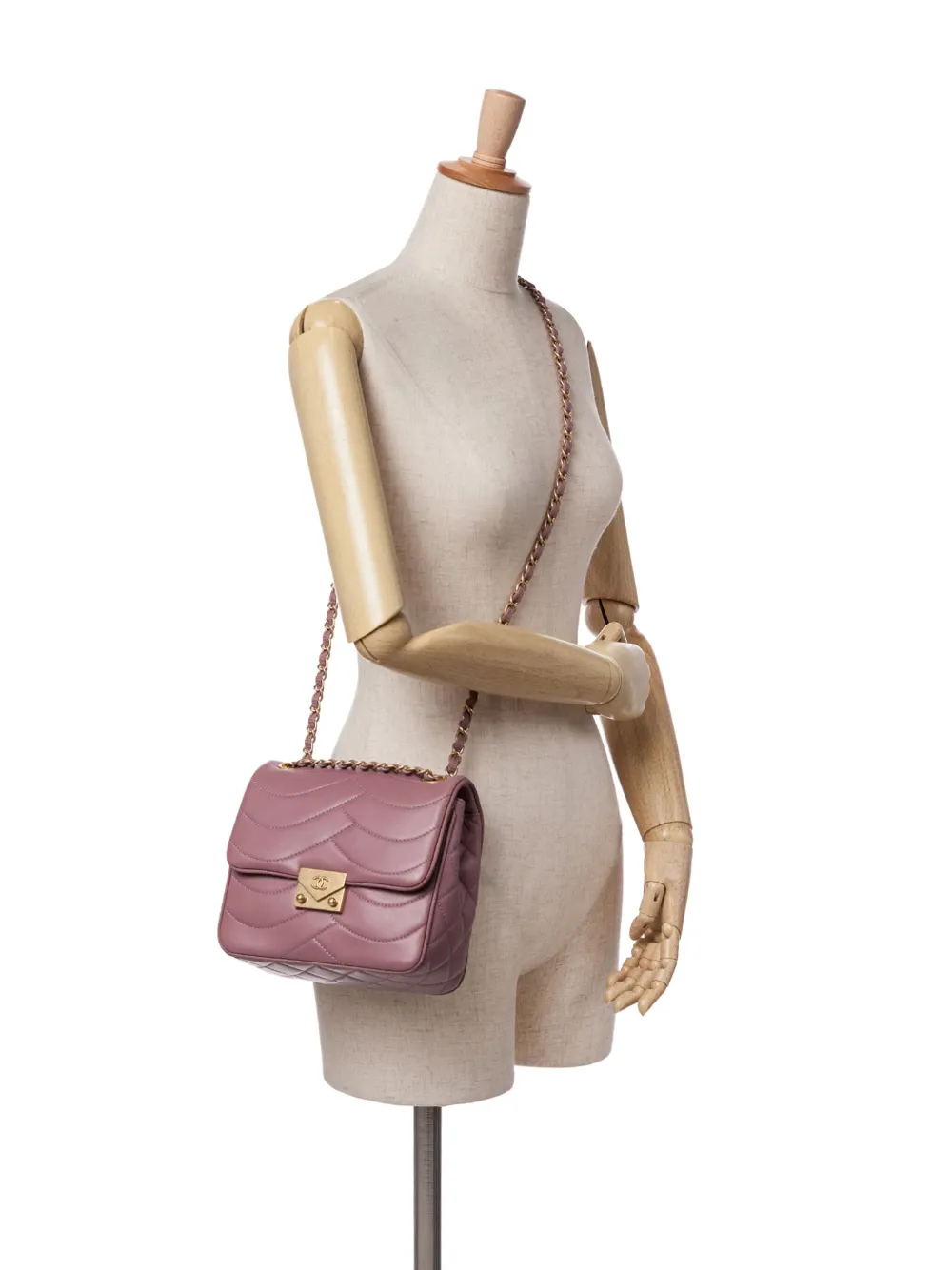 CHANEL Pre-Owned 2015-2016 Paris Seoul Mini Lambskin Pagoda Single Flap crossbody bag | Pre-Owned | Image 2