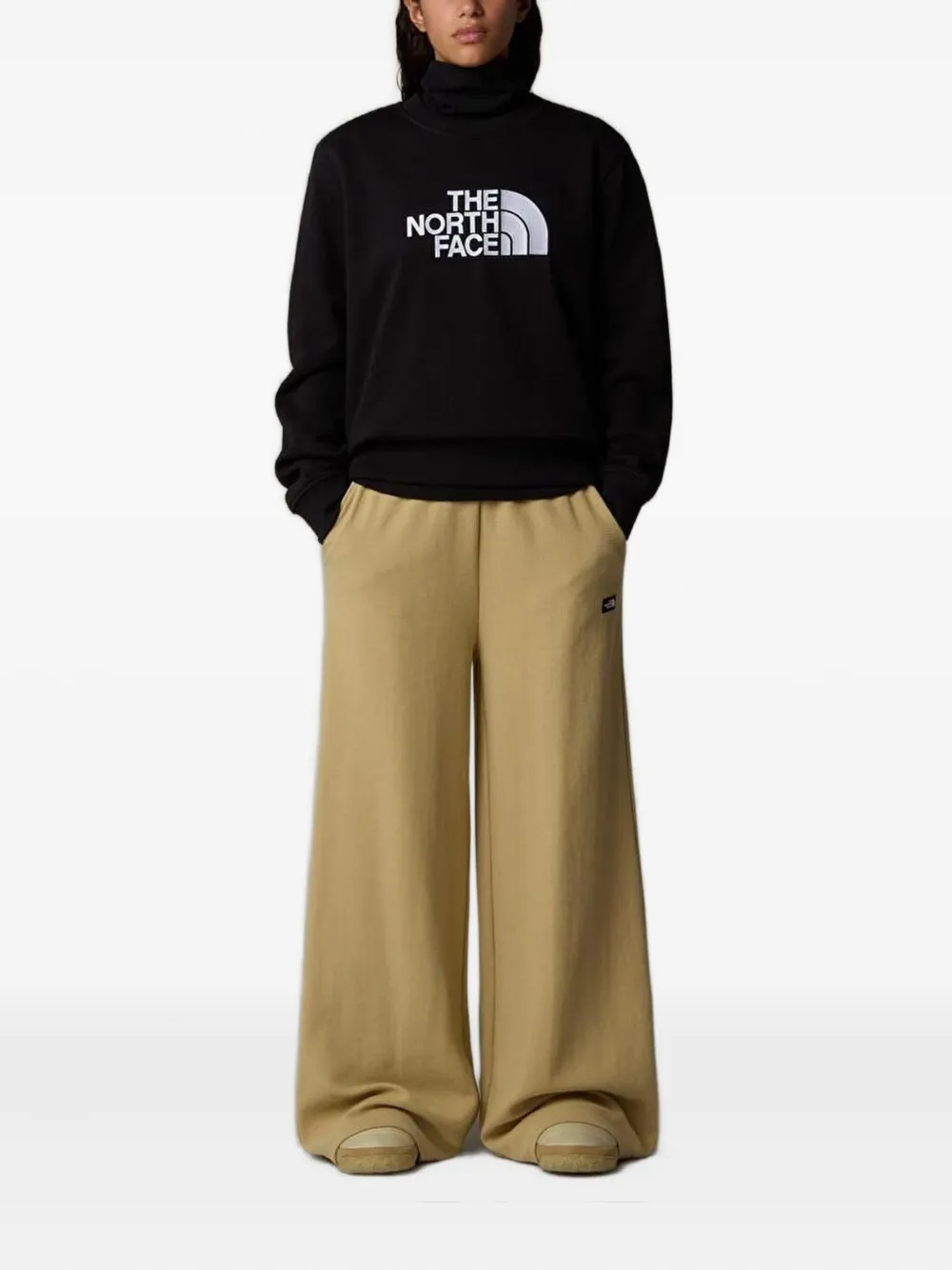 The North Face Logo Hoodie In Black