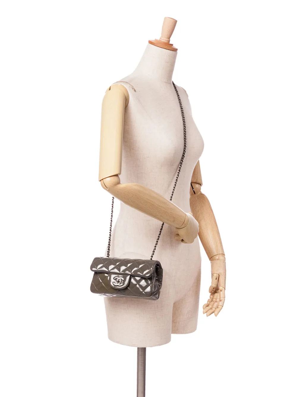 CHANEL Pre-Owned Classic Jersey Single Flap liten rektangulär lackad axelremsväska från 2014 | Pre-Owned | Image 2