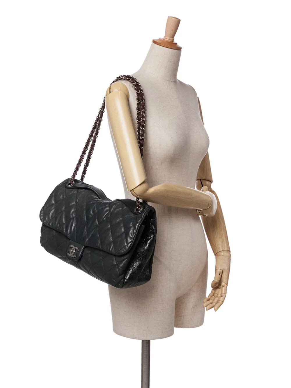 CHANEL Pre-Owned 2010-2011 Jumbo Iridescent Calfskin In The Mix Flap satchel | Pre-Owned | Image 2