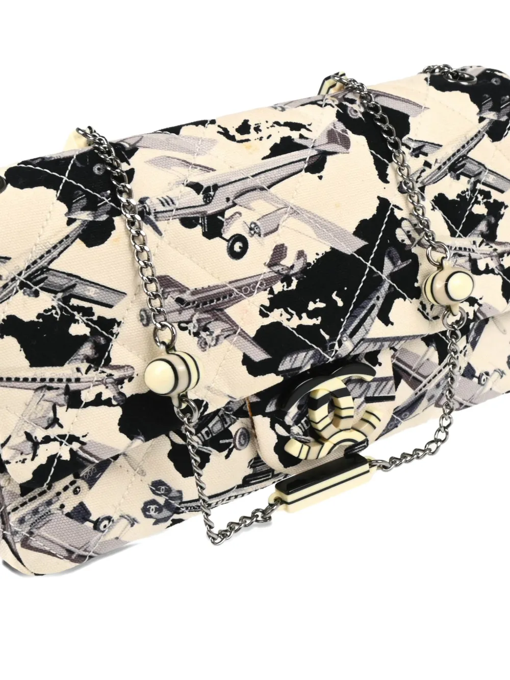 Pre-owned Chanel 2006 Single Flap Shoulder Bag In White