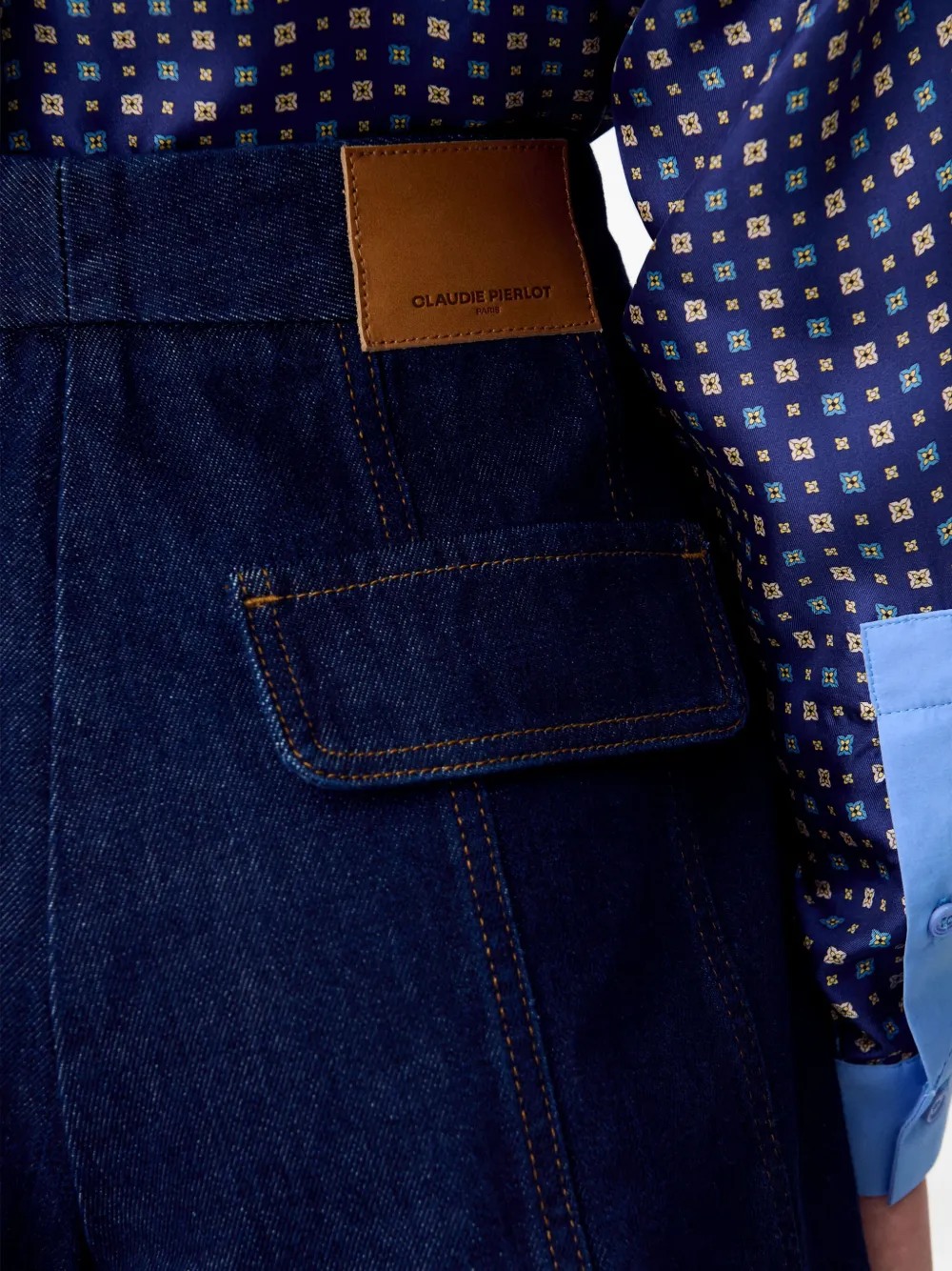 Claudie Pierlot Denim shorts met vlakken Bruin