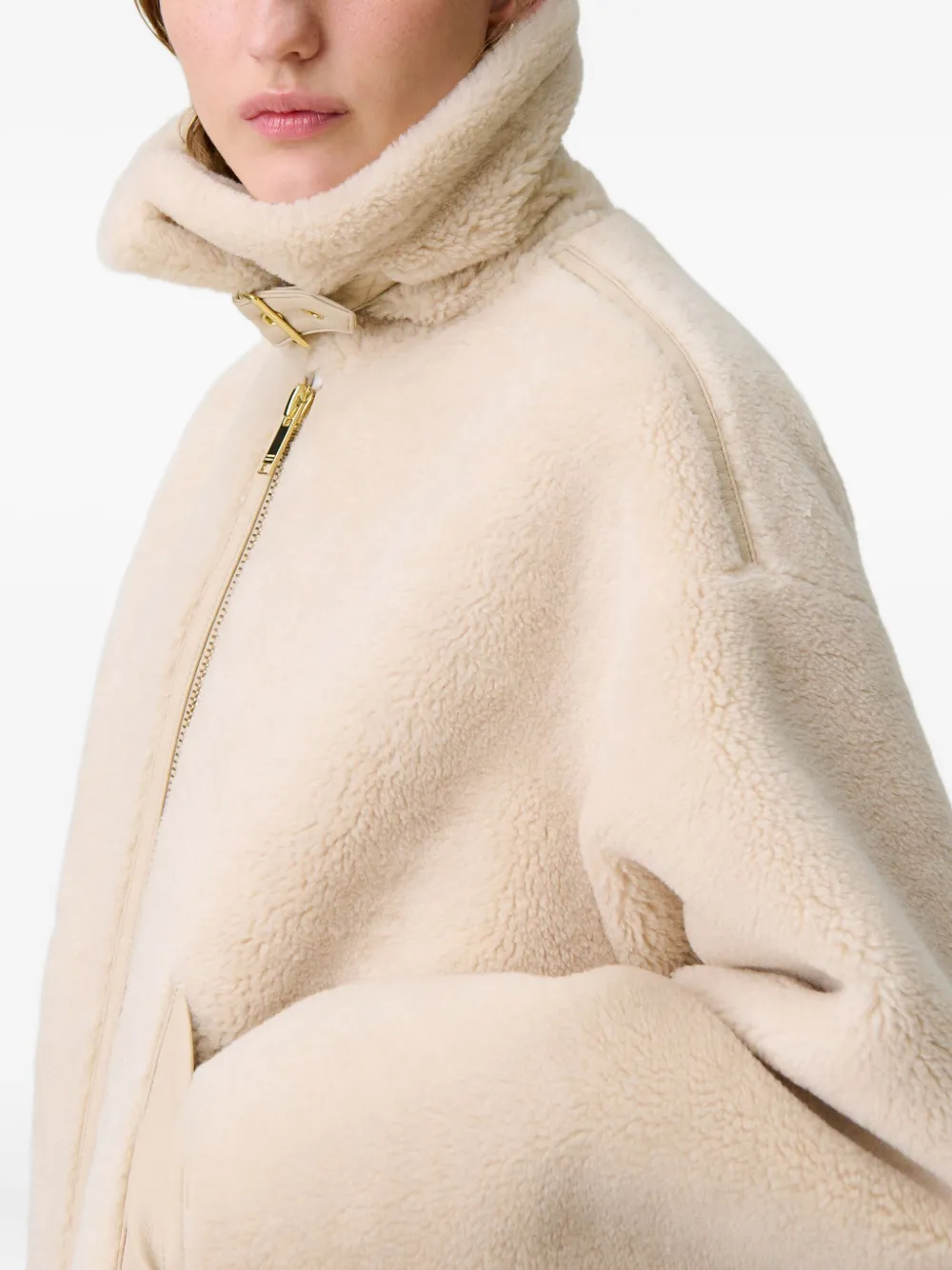 Claudie Pierlot Jas met hoge hals en rits Beige